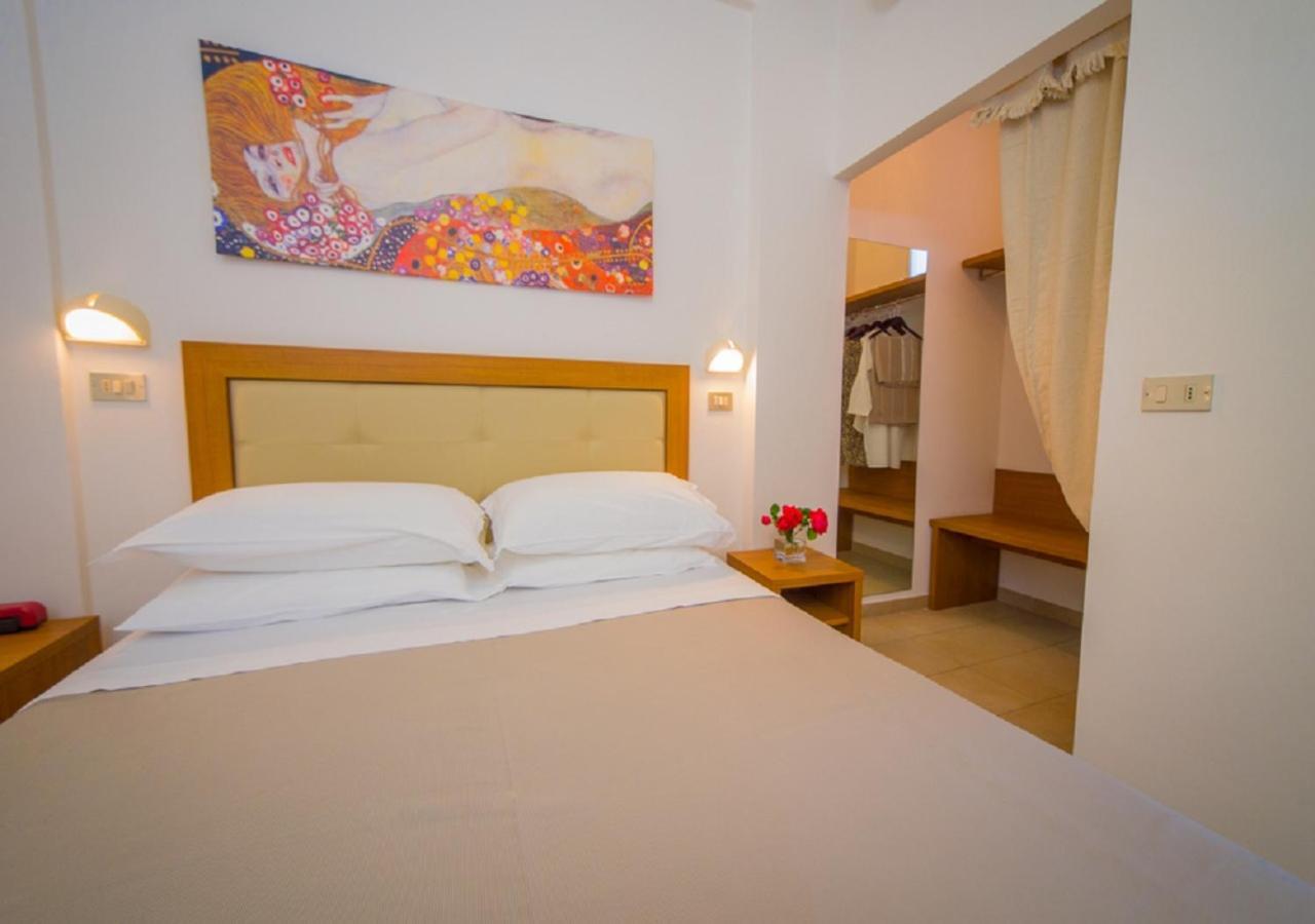 Mediterraneo & Hotel Cattolica